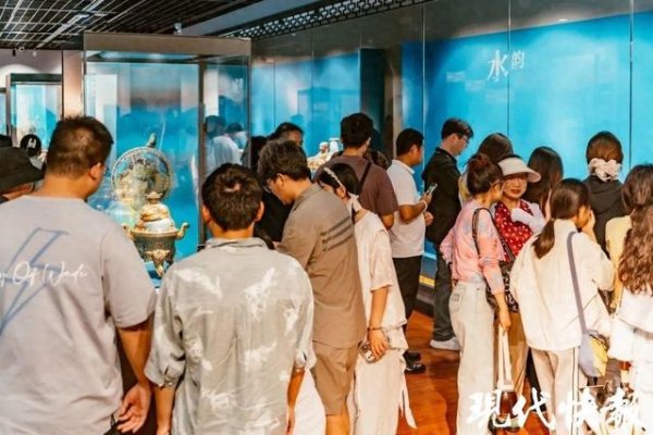 牛博士 网红“小粉炉”来淮安了！淮博上新“一镜到底”穿越运河沿线8省17城